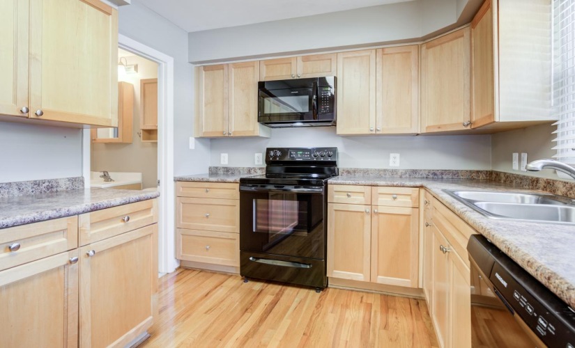 4 Bed | 2 Bath