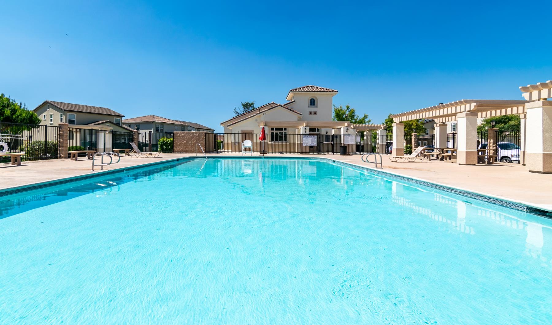 outdoor swimming pool