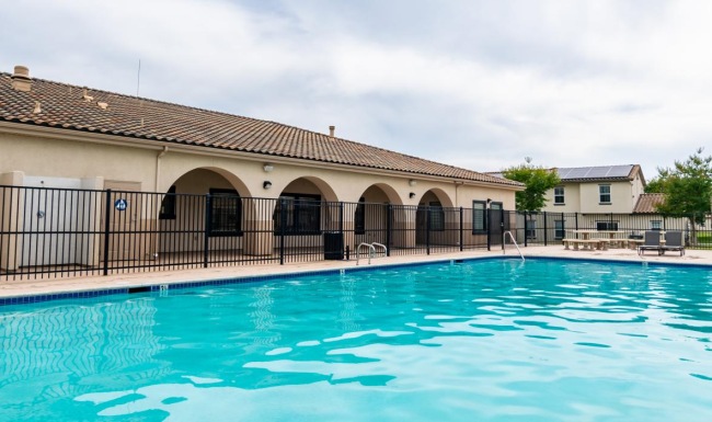 outdoor swimming pool