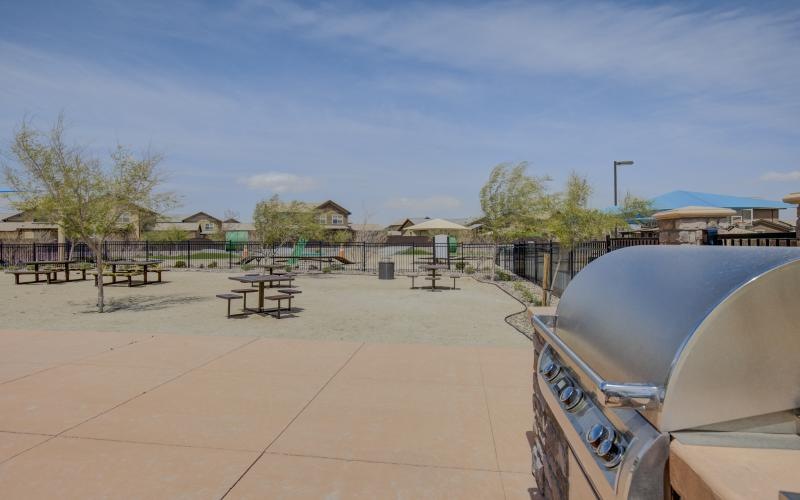 grill pad with tables and chairs