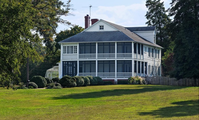 115 Strauss