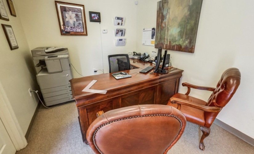 Leasing Office