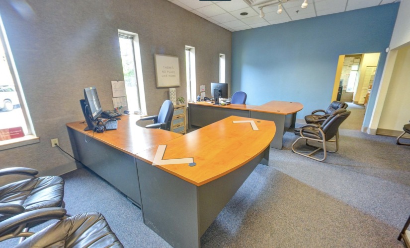 Leasing Office